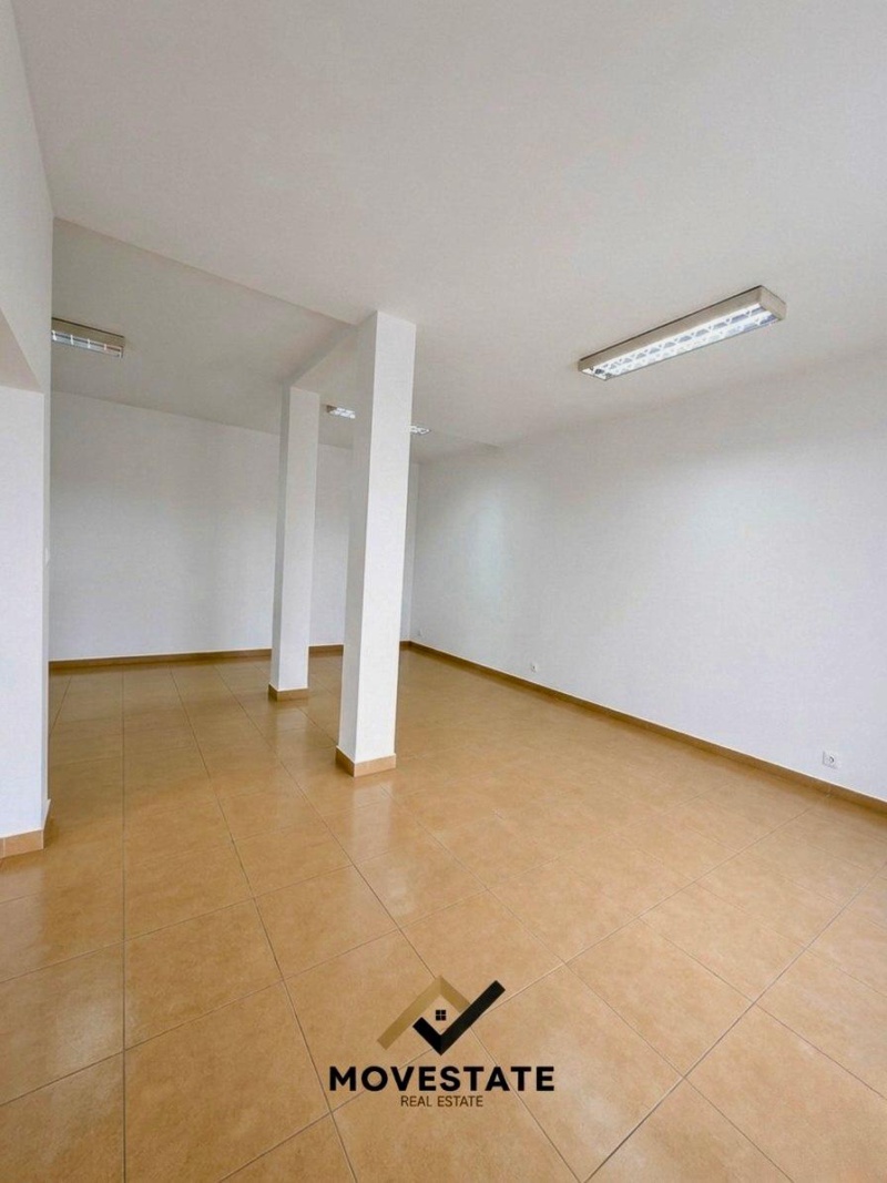 57 m² usługowo-handlowych do własnej aranżacji., zdjęcie 4