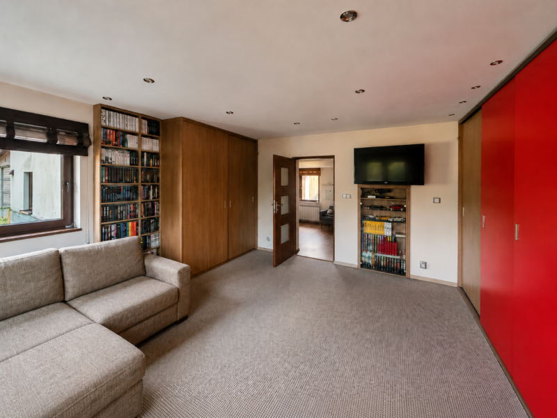 1925 m² zieleni, dwa budynki. Piotrków Trybunalski., zdjęcie 3