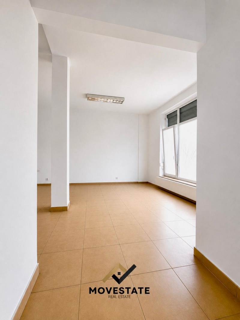 57 m² usługowo-handlowych do własnej aranżacji., zdjęcie 2