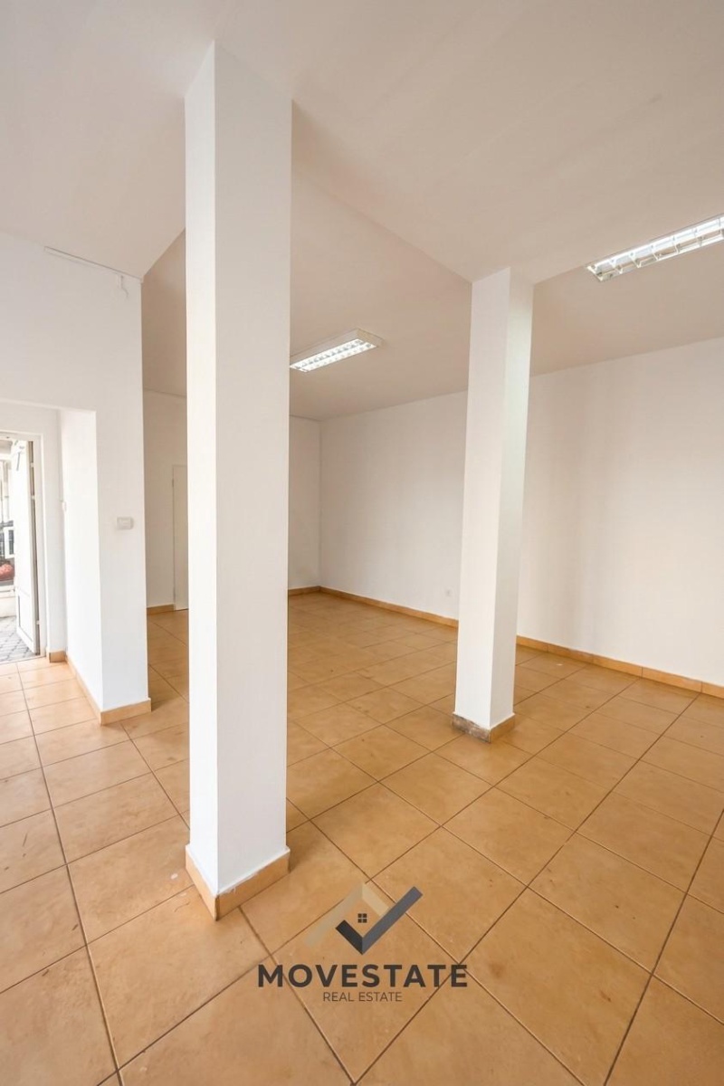 57 m² usługowo-handlowych do własnej aranżacji., zdjęcie 6